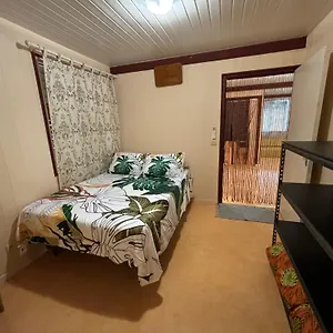 https://iaora-borabora-house-puhia.frenchpolynesia-hotels.com